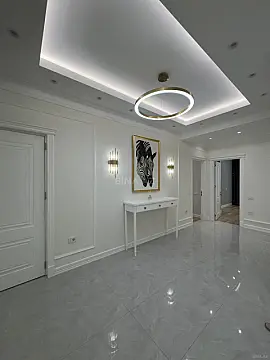 Satılır 4 otaqlı mənzil 180 m²