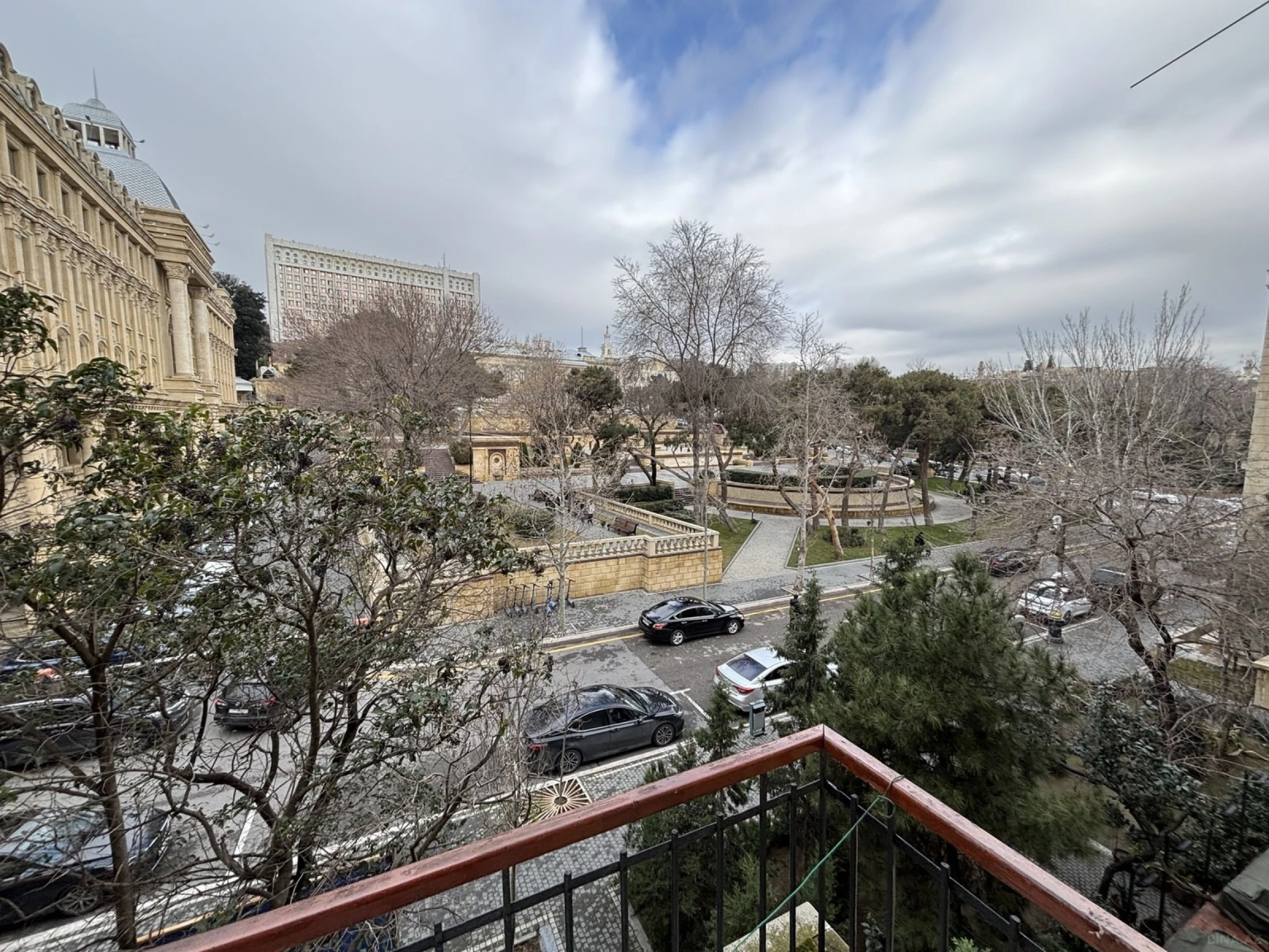 Kirayə verilir 3 otaqlı mənzil 80 m²