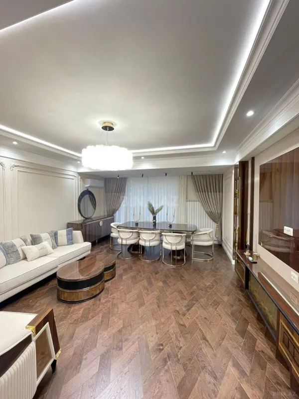 Kirayə verilir 3 otaqlı mənzil 120 m²