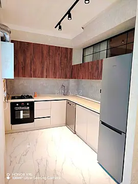 Satılır 2 otaqlı mənzil 79.5 m²