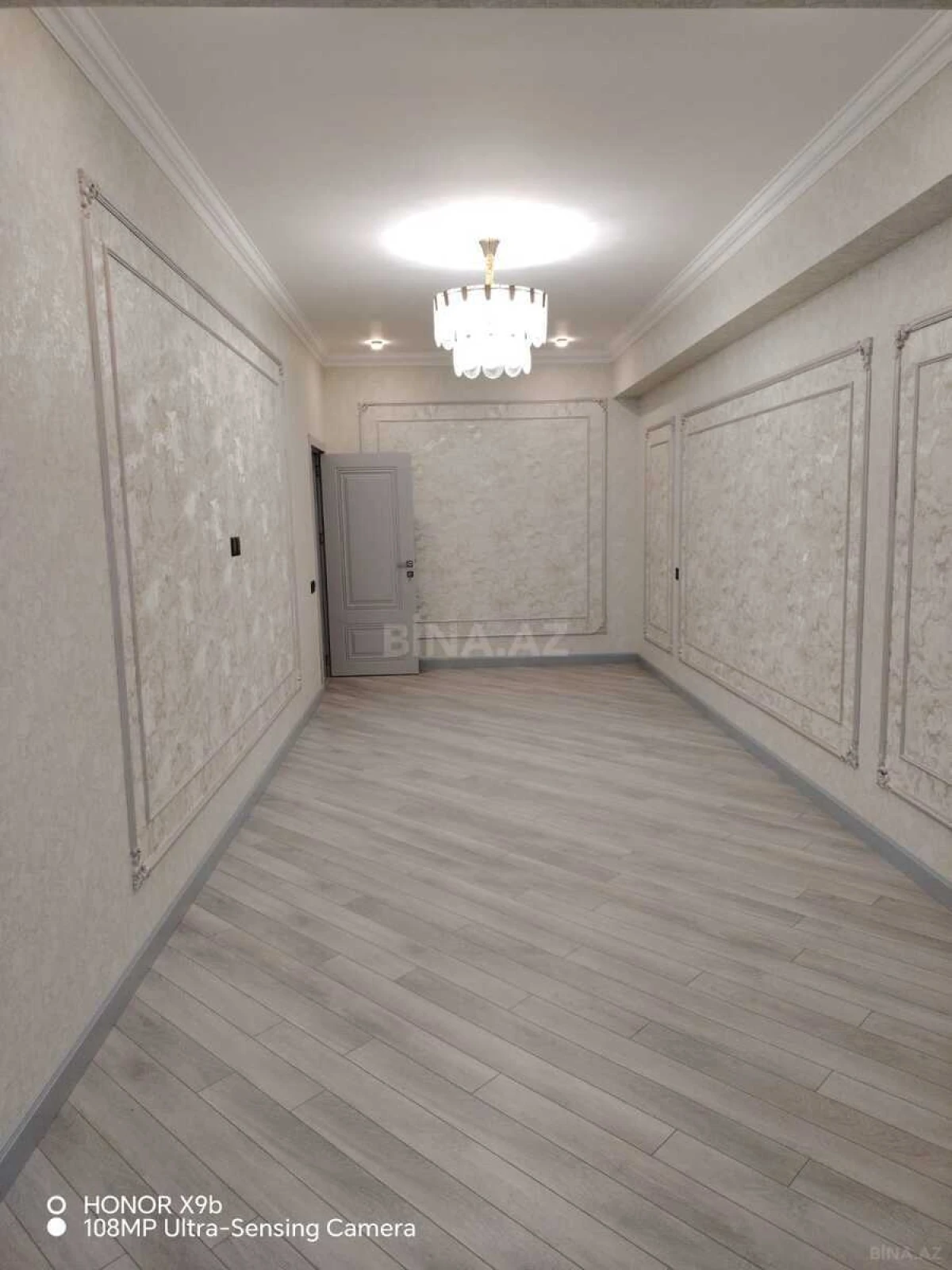 Satılır 2 otaqlı mənzil 79.5 m²