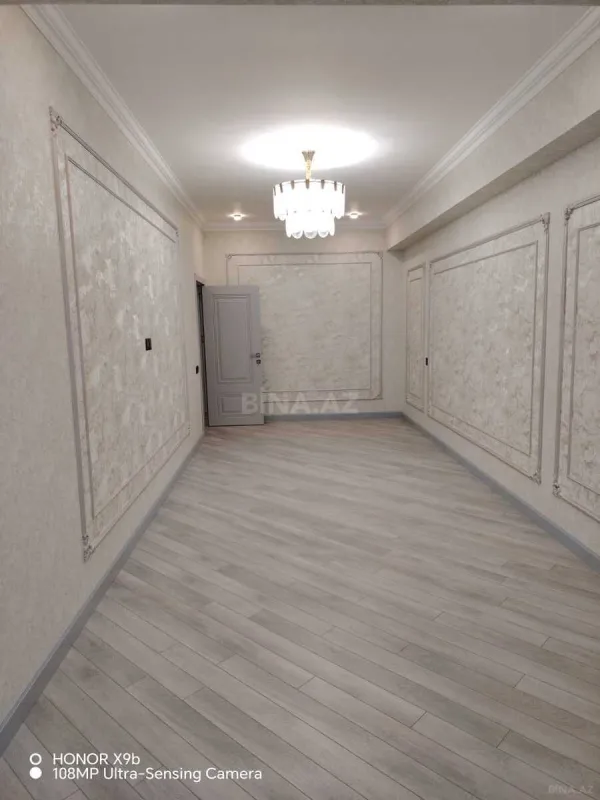 Satılır 2 otaqlı mənzil 79.5 m²