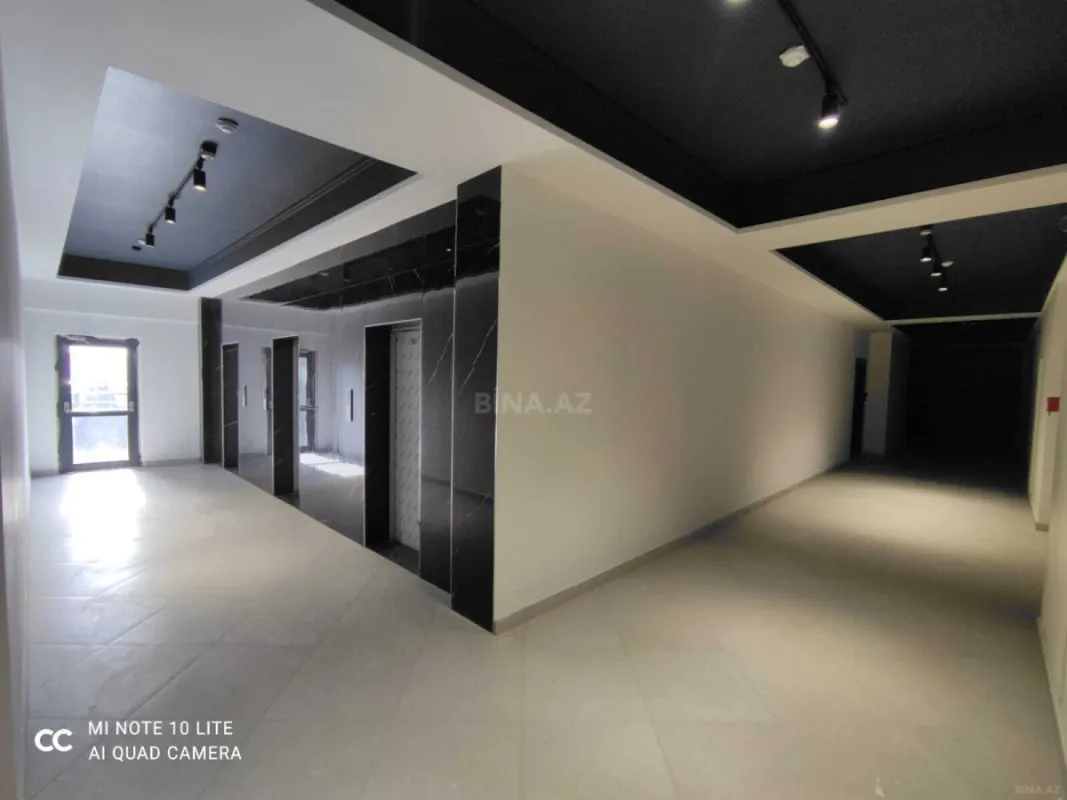 Satılır 3 otaqlı mənzil 146.6 m²