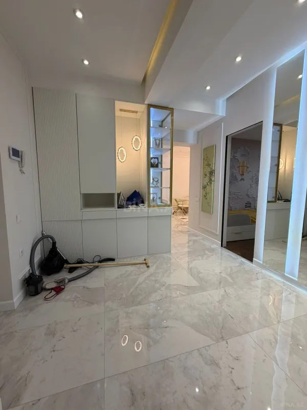 Kirayə verilir 3 otaqlı mənzil 100 m²