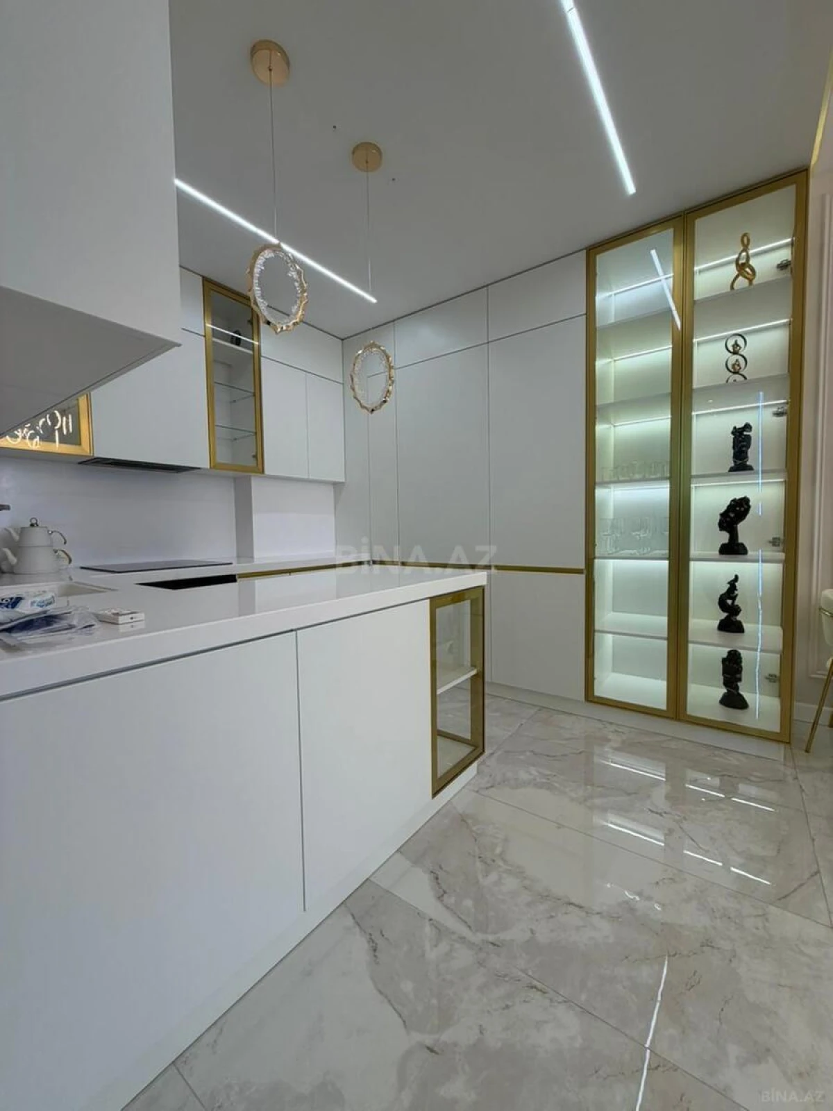 Kirayə verilir 3 otaqlı mənzil 100 m²