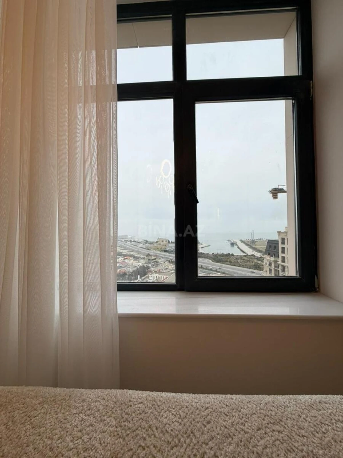 Kirayə verilir 3 otaqlı mənzil 100 m²