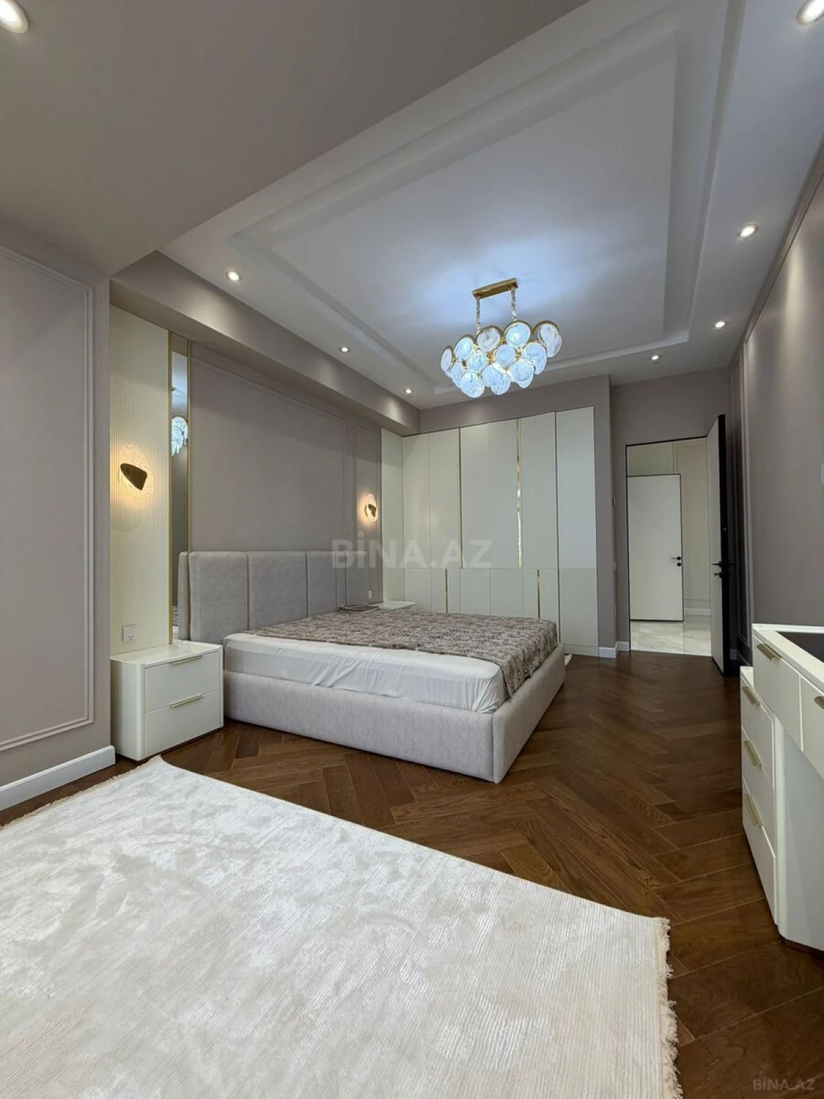 Kirayə verilir 3 otaqlı mənzil 100 m²