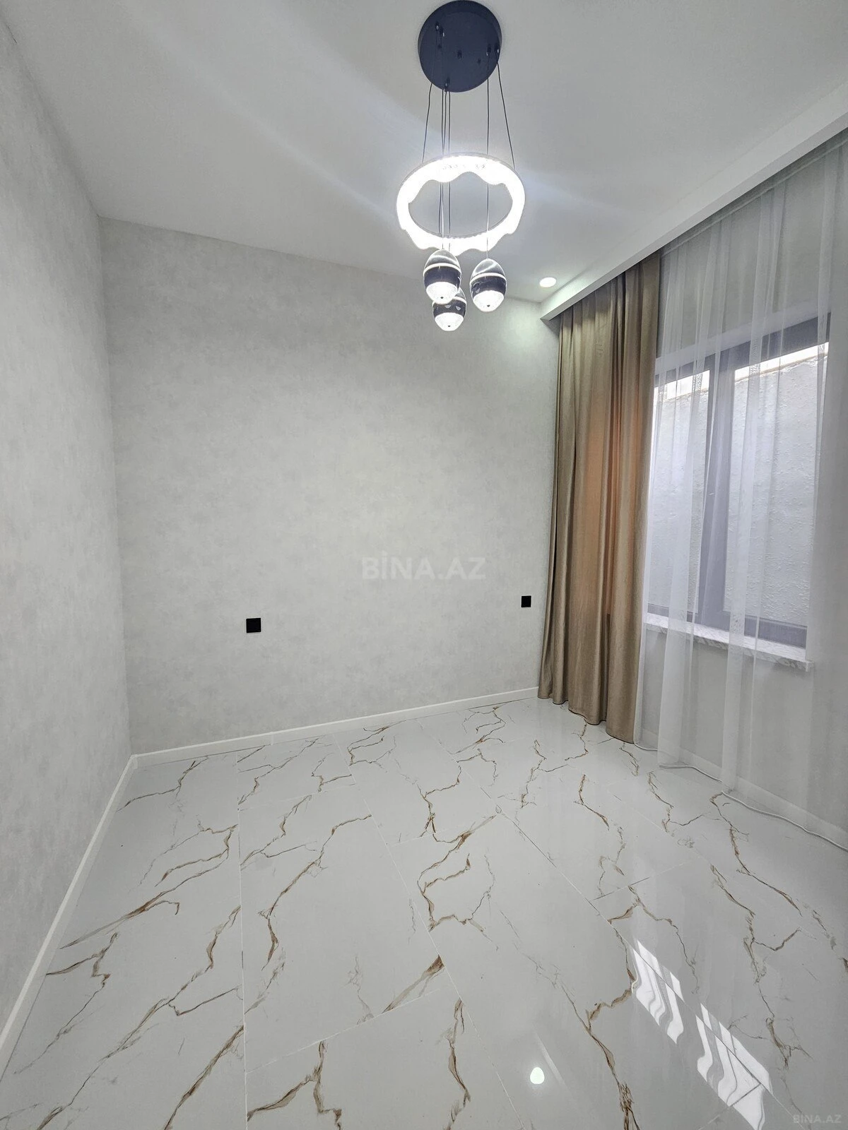 Satılır 4 otaqlı həyət evi 120 m²