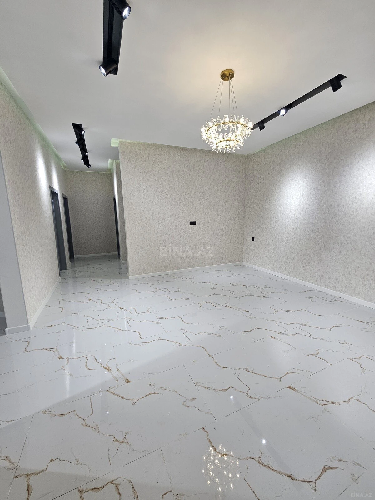 Satılır 4 otaqlı həyət evi 120 m²