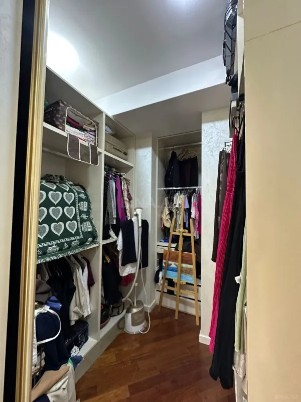 Kirayə verilir 2 otaqlı mənzil 80 m²