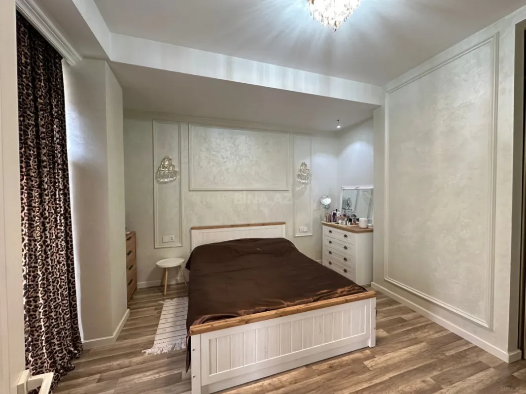 Kirayə verilir 2 otaqlı mənzil 80 m²