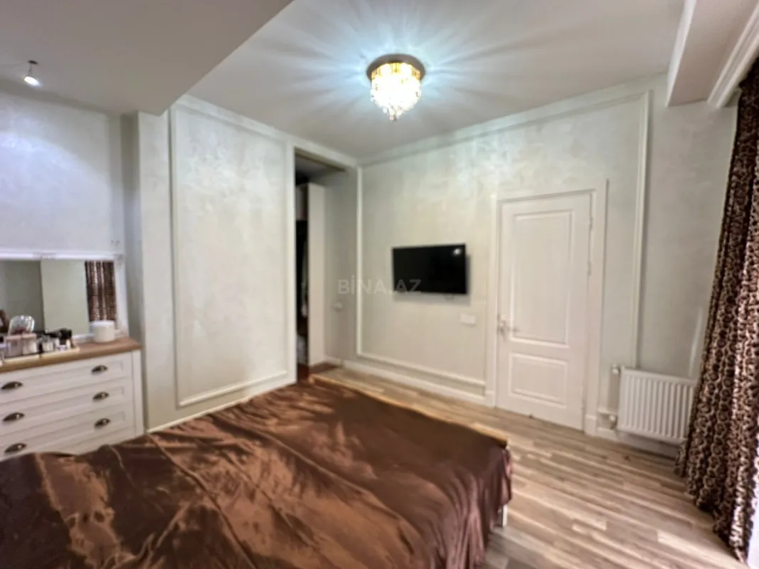 Kirayə verilir 2 otaqlı mənzil 80 m²