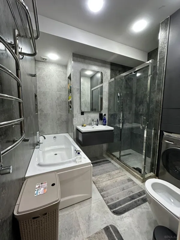 Kirayə verilir 2 otaqlı mənzil 80 m²