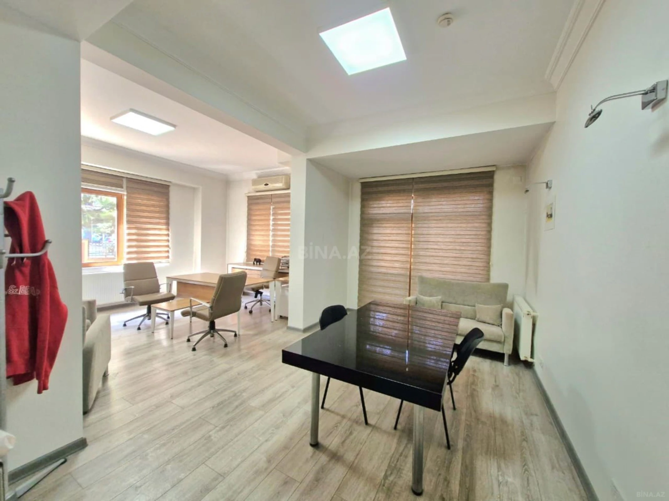 Kirayə verilir 6 otaqlı ofis 350 m²