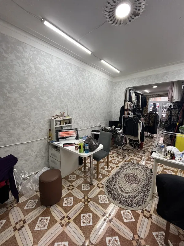 Satılır obyekt 44 m²