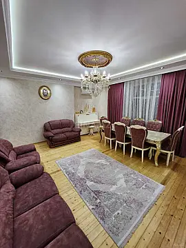Satılır 2 otaqlı mənzil 75 m²