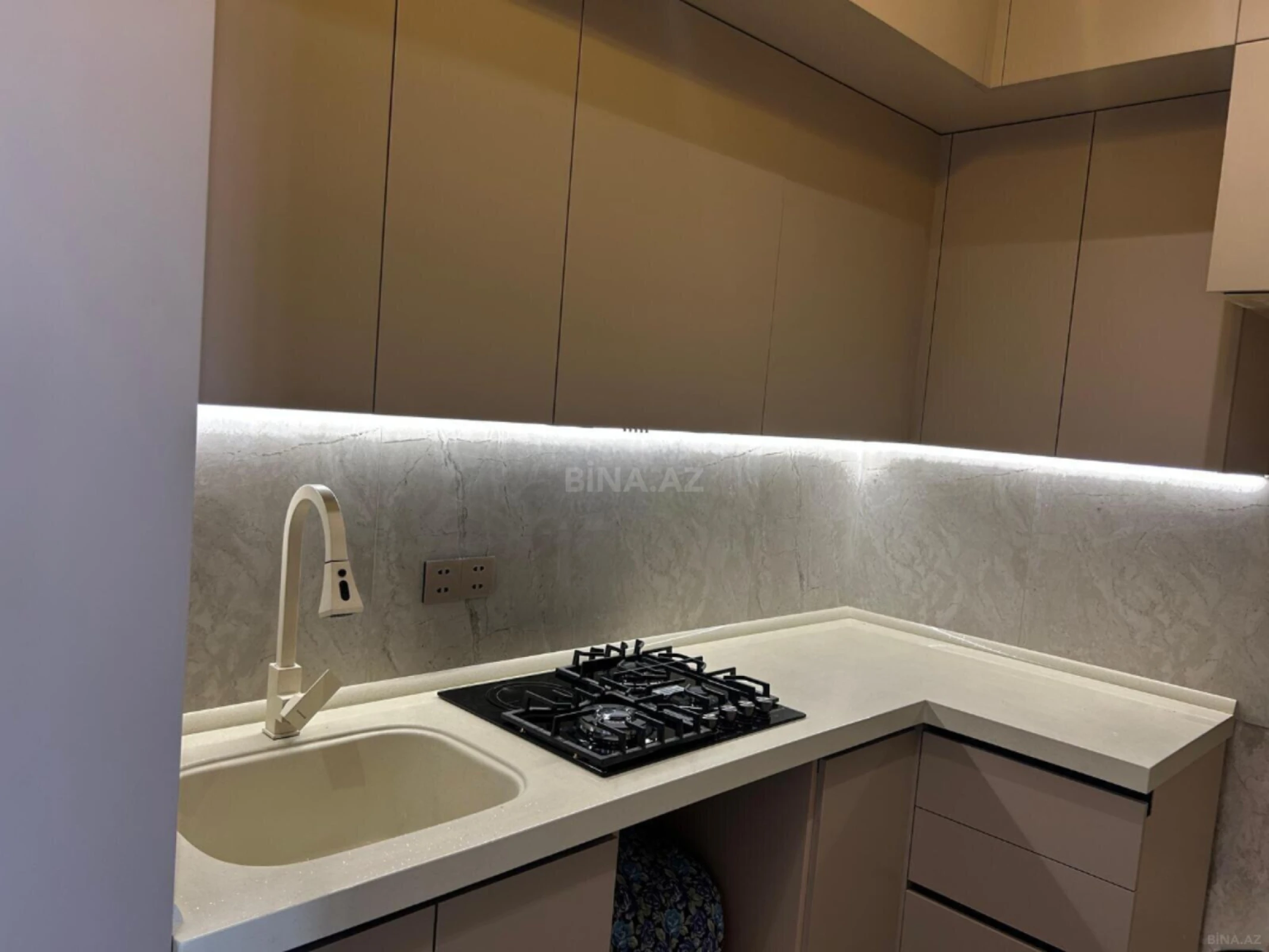 Satılır 2 otaqlı mənzil 54 m²