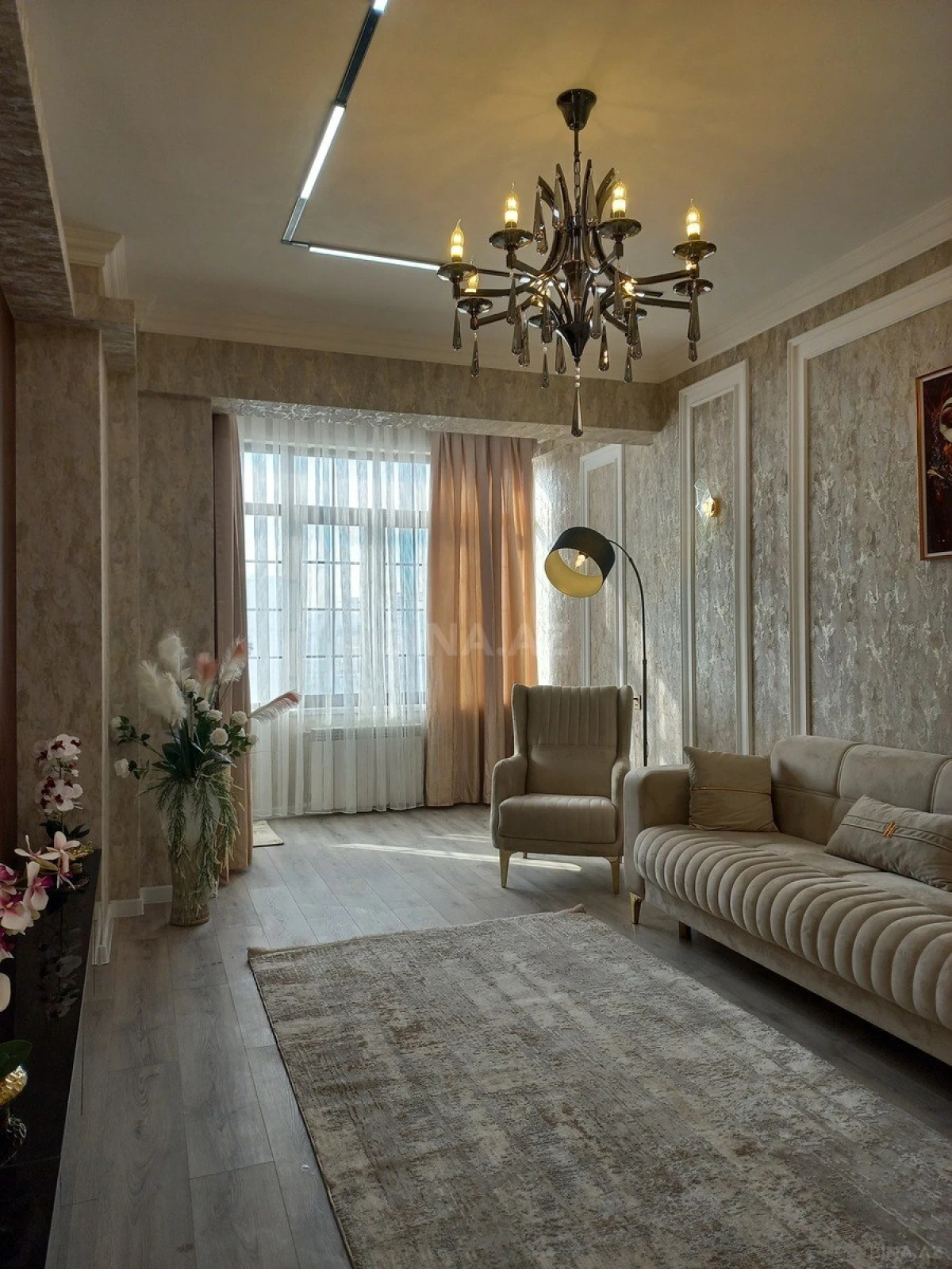 Satılır 2 otaqlı mənzil 54 m²