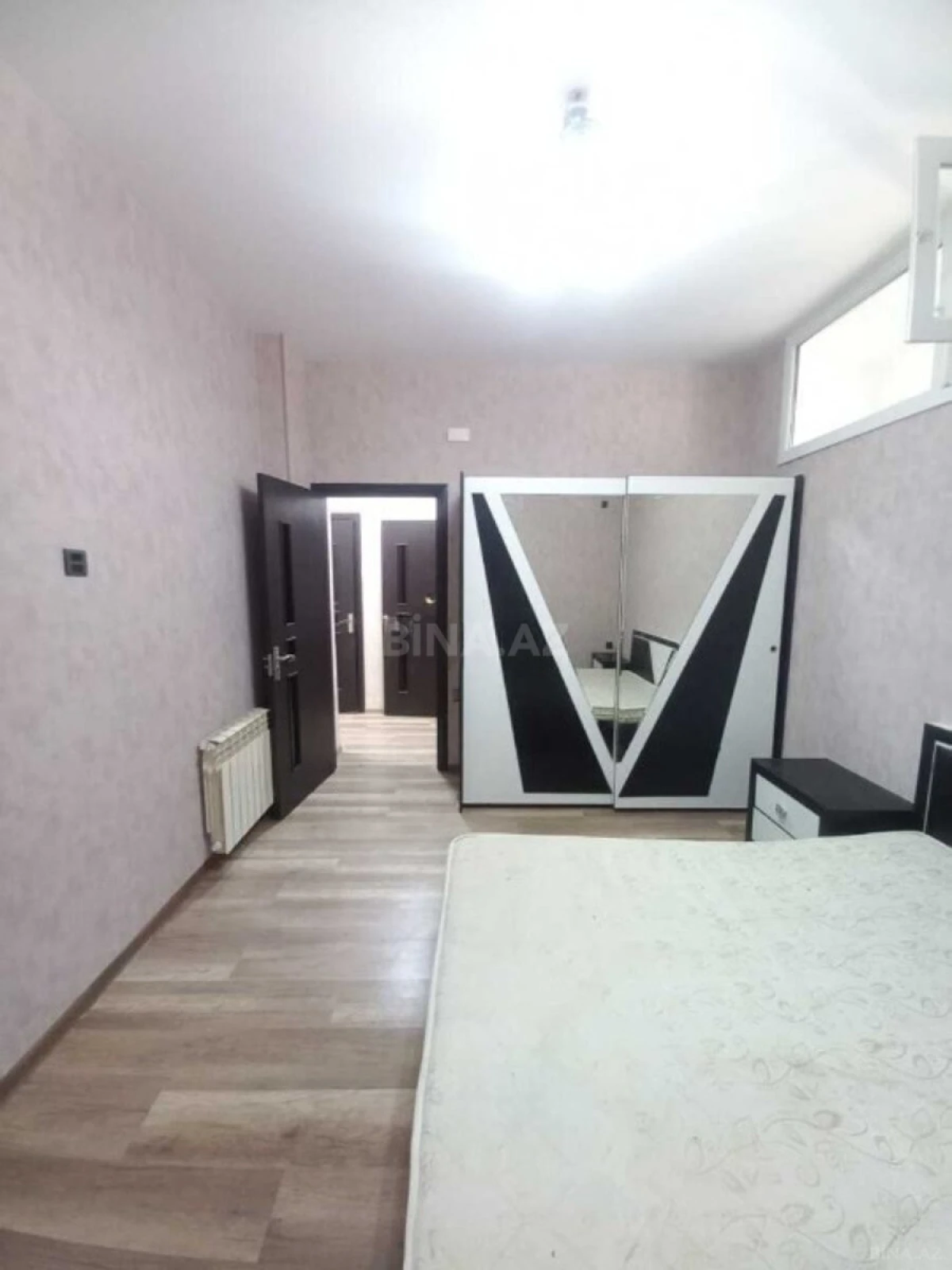 Satılır 2 otaqlı mənzil 60 m²