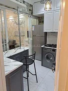 Kirayə verilir 2 otaqlı mənzil 65 m²