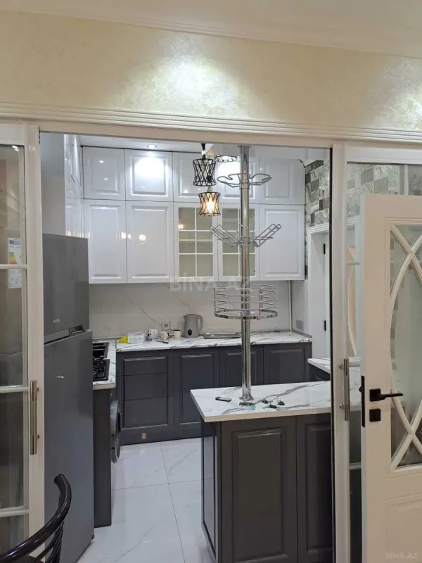 Kirayə verilir 2 otaqlı mənzil 65 m²