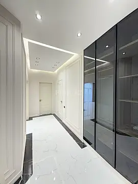 Satılır 3 otaqlı mənzil 132 m²