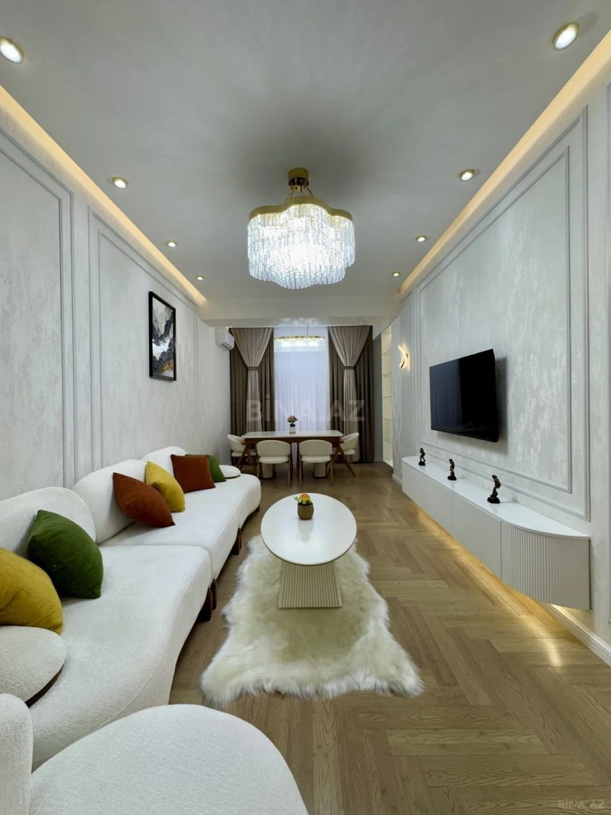 Satılır 3 otaqlı mənzil 98 m²