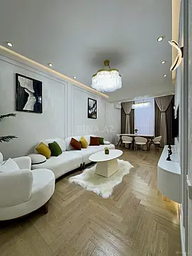 Satılır 3 otaqlı mənzil 98 m²