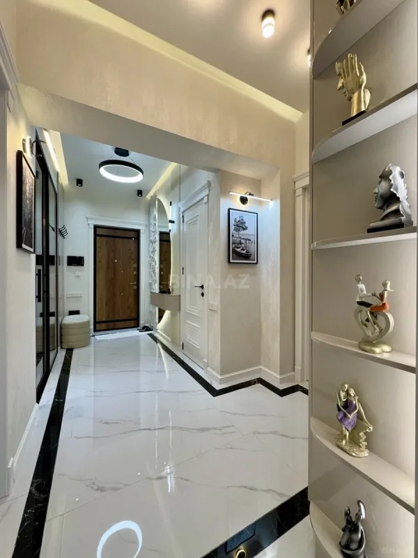 Satılır 3 otaqlı mənzil 98 m²