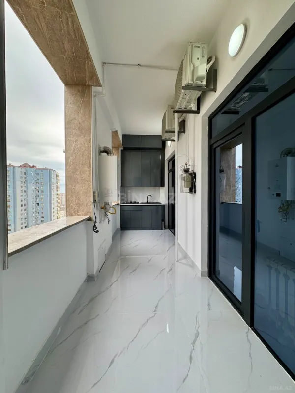 Satılır 3 otaqlı mənzil 98 m²