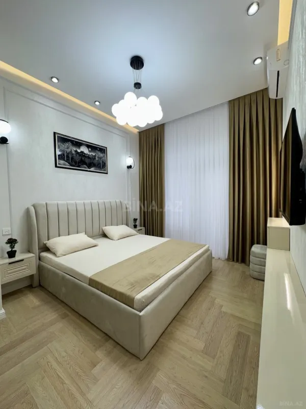 Satılır 3 otaqlı mənzil 98 m²