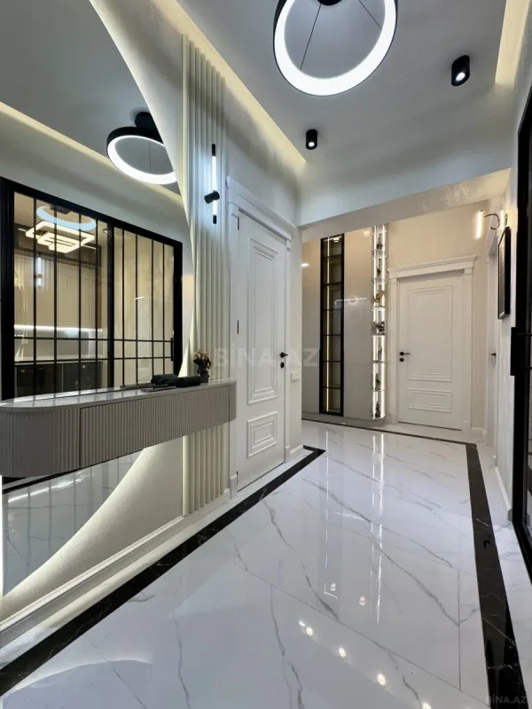 Satılır 3 otaqlı mənzil 98 m²