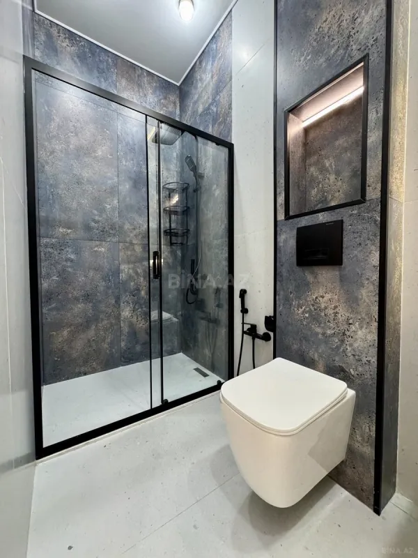 Satılır 3 otaqlı mənzil 98 m²