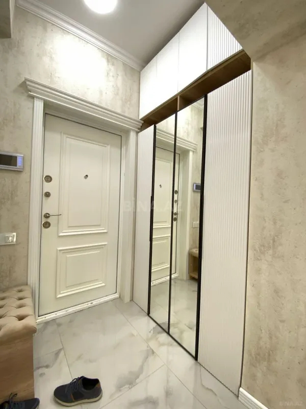 Kirayə verilir 2 otaqlı mənzil 60 m²