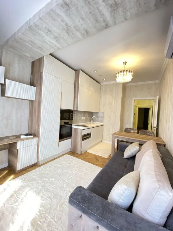 Kirayə verilir 2 otaqlı mənzil 60 m²