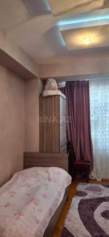 Satılır 2 otaqlı mənzil 105 m²