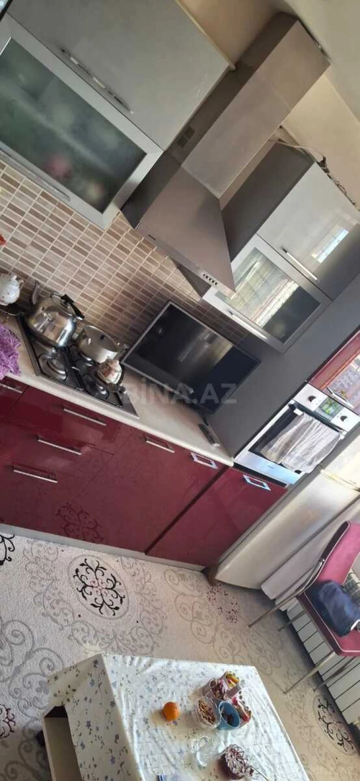Satılır 2 otaqlı mənzil 105 m²