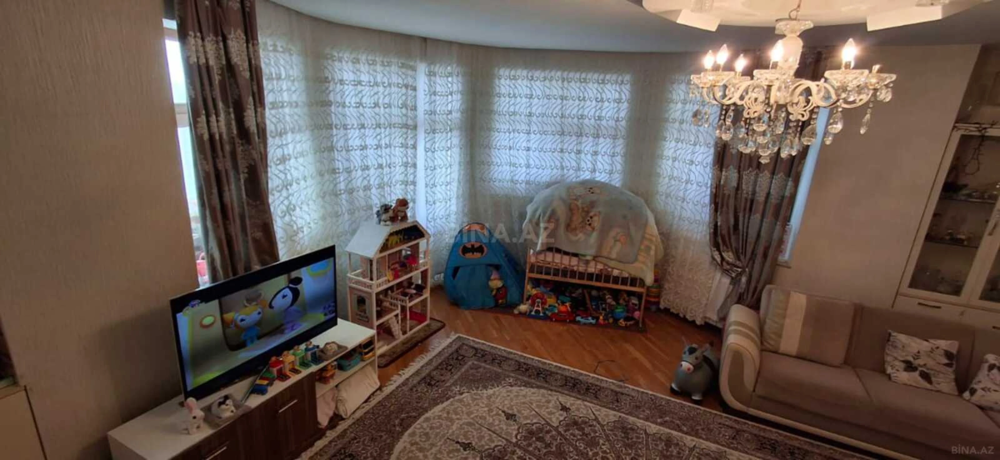 Satılır 2 otaqlı mənzil 105 m²