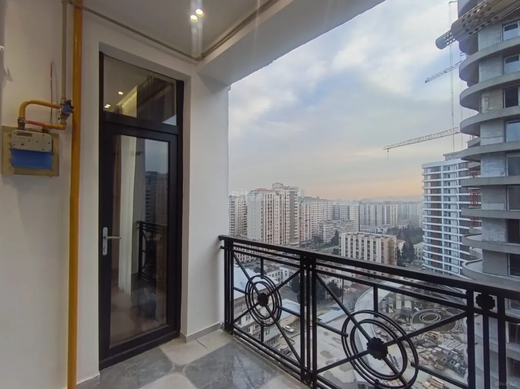 Satılır 2 otaqlı mənzil 60 m²