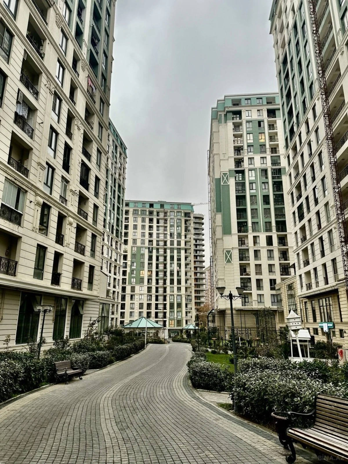 Satılır 2 otaqlı mənzil 60 m²