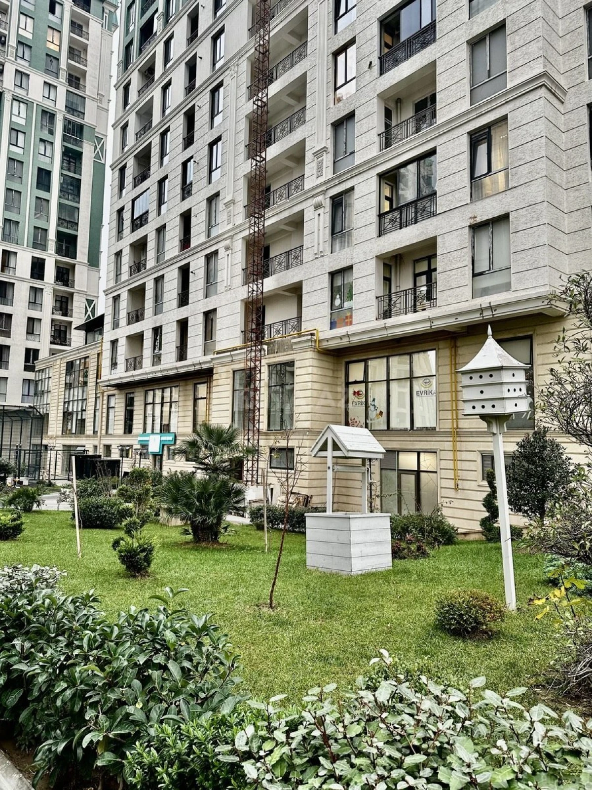 Satılır 2 otaqlı mənzil 60 m²