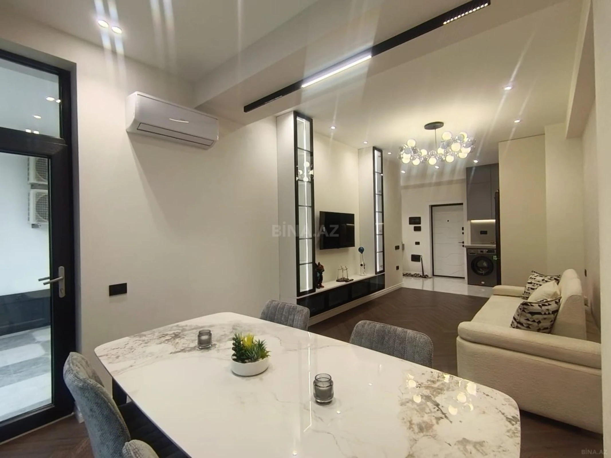 Satılır 2 otaqlı mənzil 60 m²