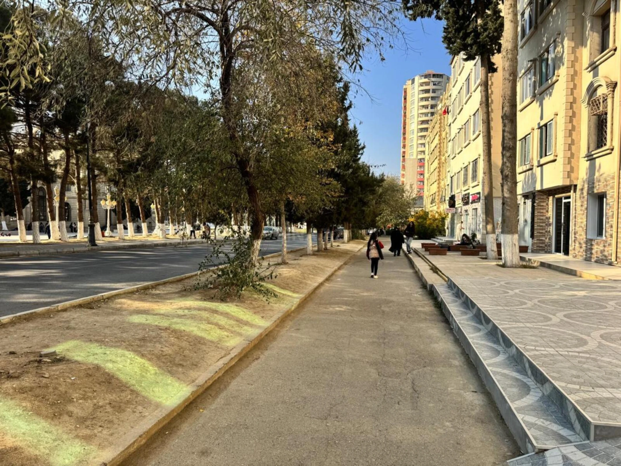 Satılır obyekt 82 m²