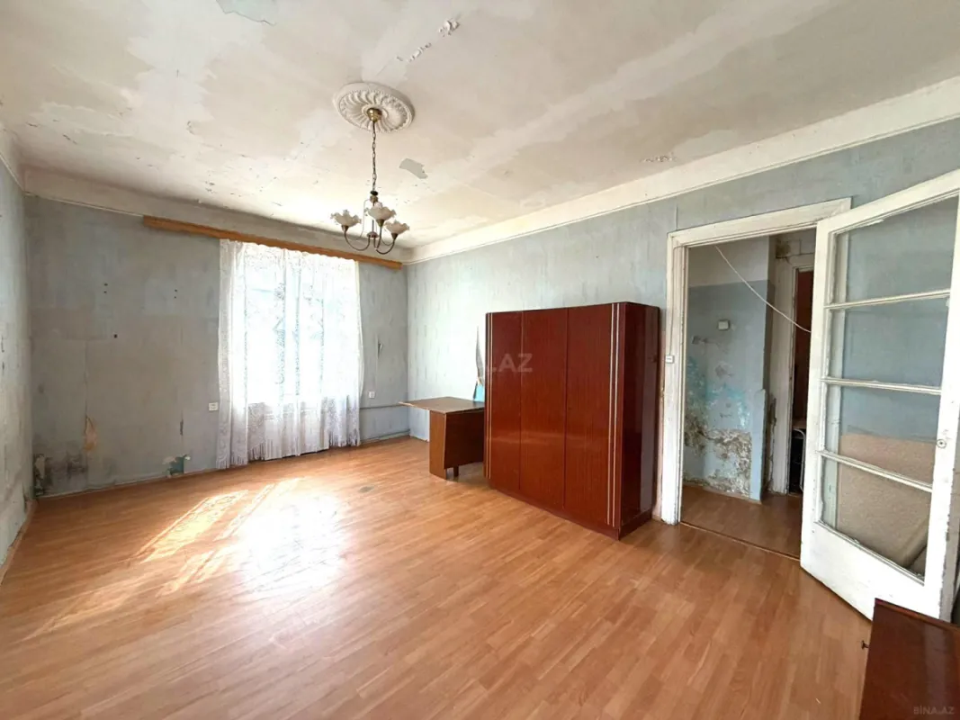 Satılır 1 otaqlı mənzil 45 m²