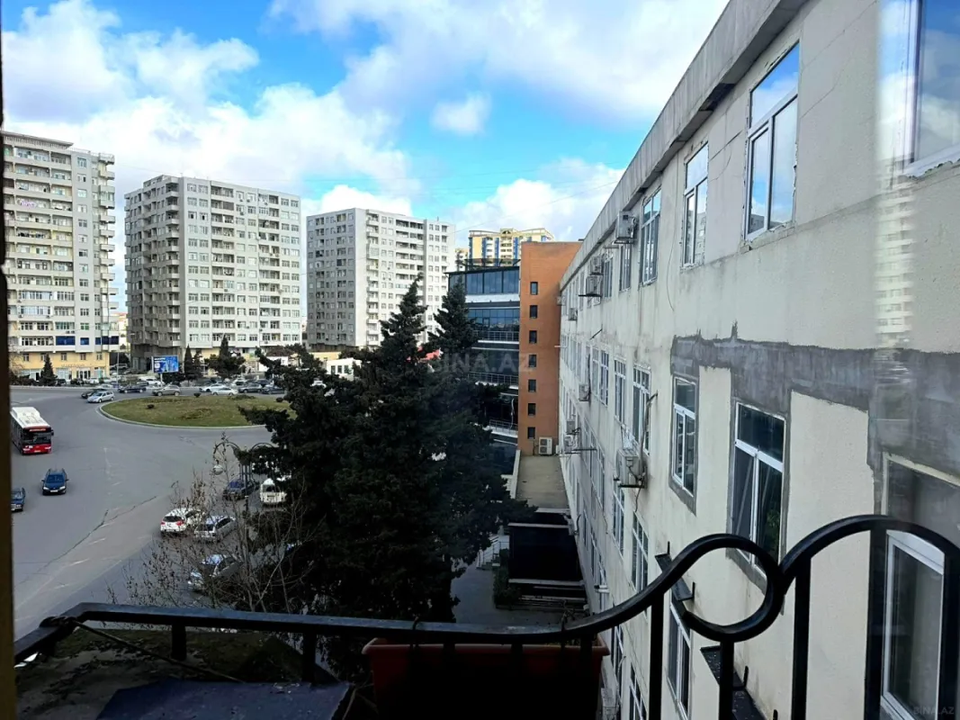 Satılır 1 otaqlı mənzil 45 m²