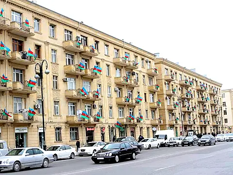 Satılır 1 otaqlı mənzil 45 m²