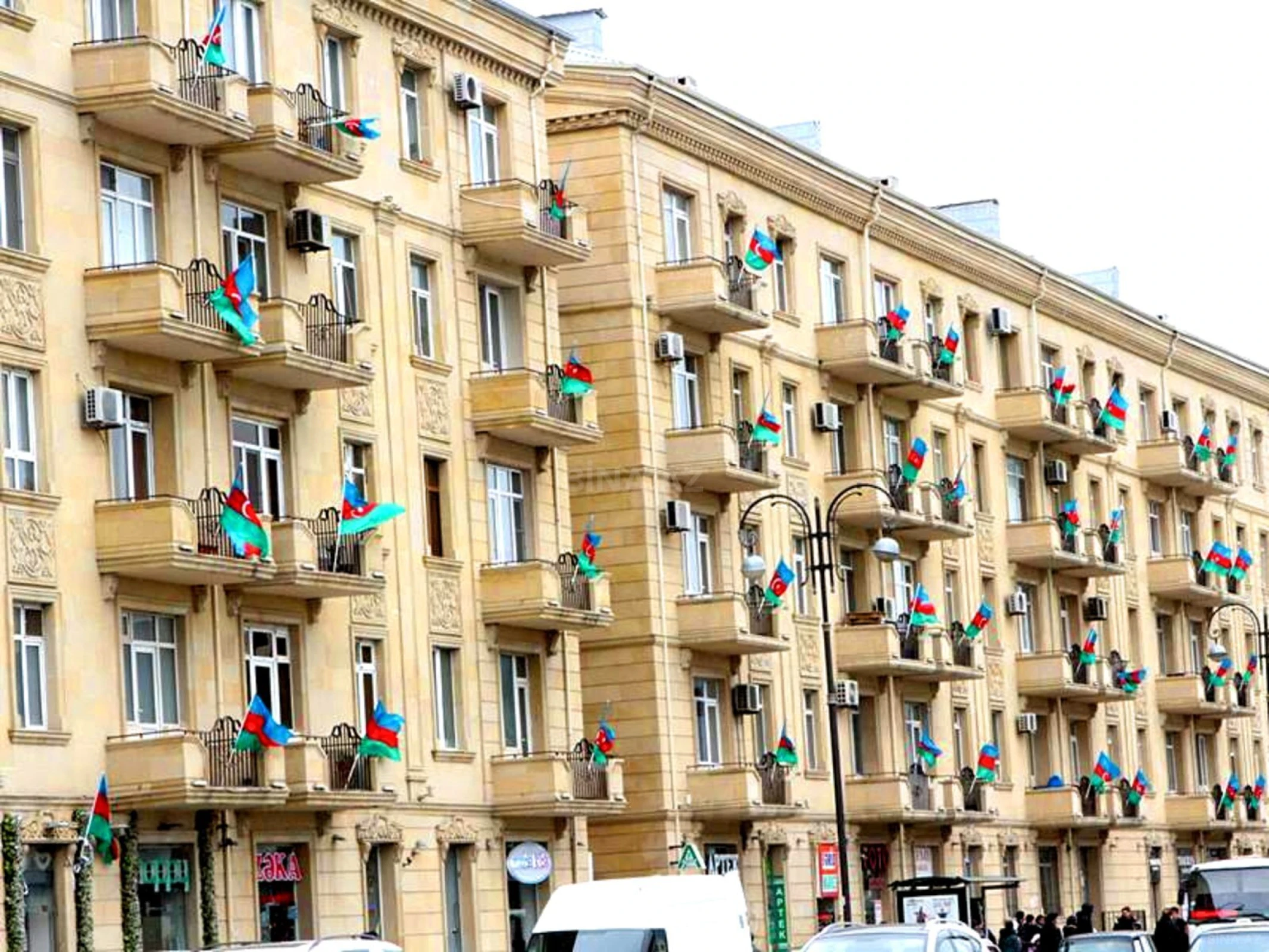 Satılır 1 otaqlı mənzil 45 m²