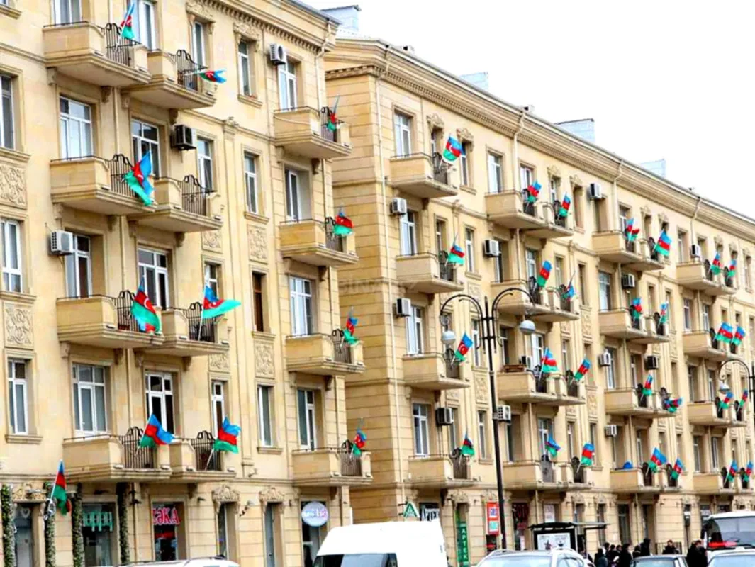 Satılır 1 otaqlı mənzil 45 m²