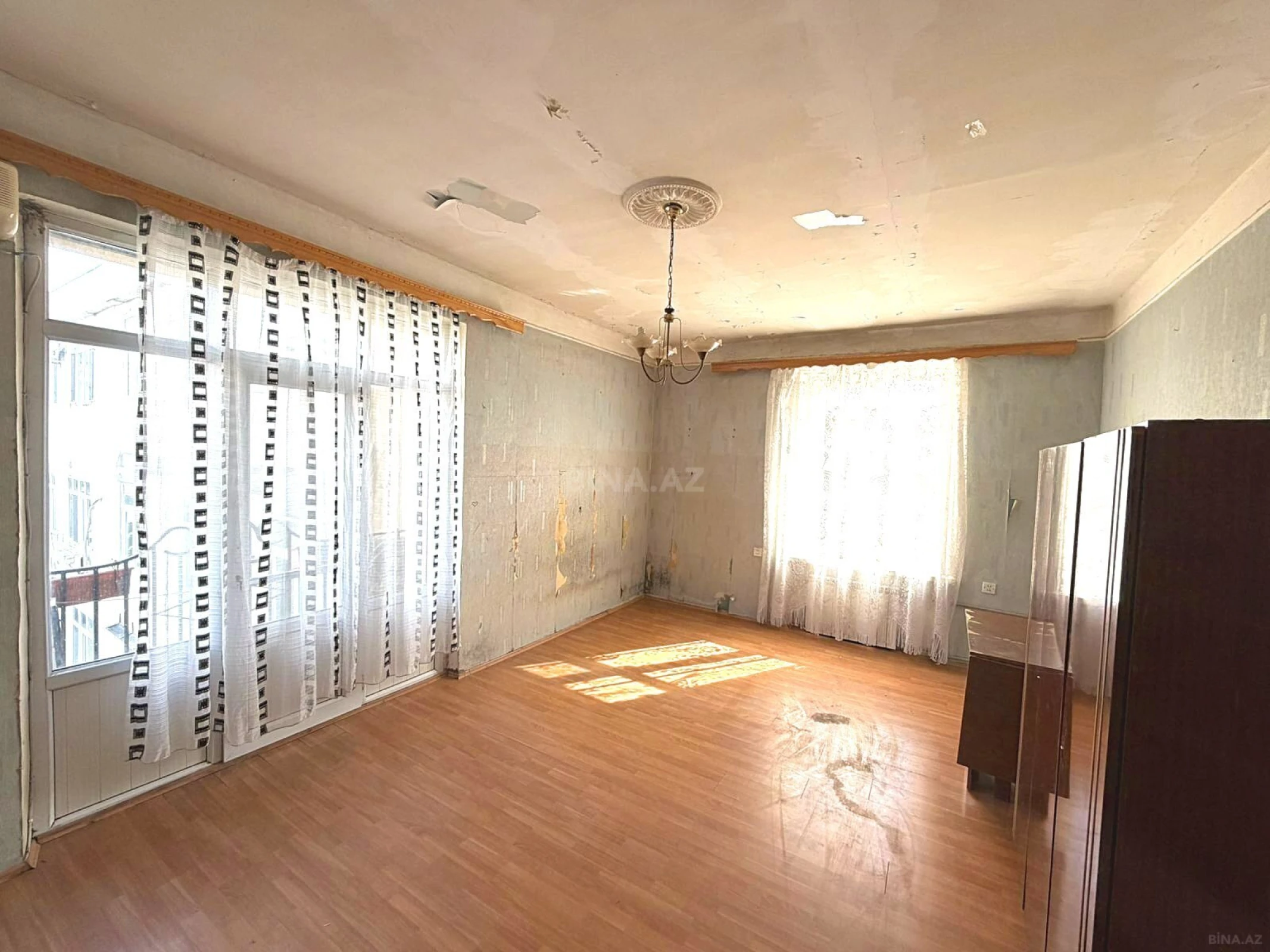 Satılır 1 otaqlı mənzil 45 m²