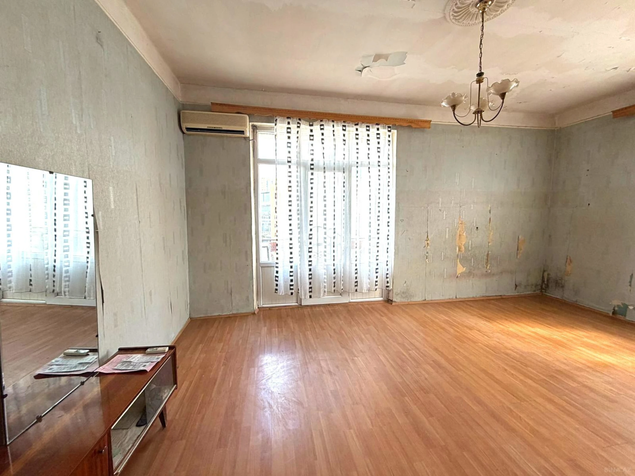 Satılır 1 otaqlı mənzil 45 m²